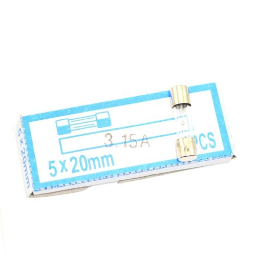 Üvegcsöves biztosíték 3,15 A és 5 × 20 mm feliratú dobozon