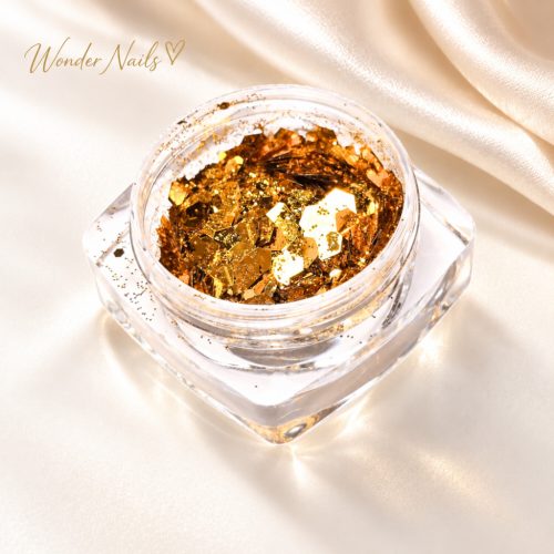 Glitter Mix Arany 18. csillámkeverék nyitott tégelyben, világos háttéren